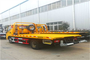 李遂附近拖车救援搭电