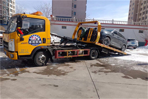 李遂救援拖车费用怎么算